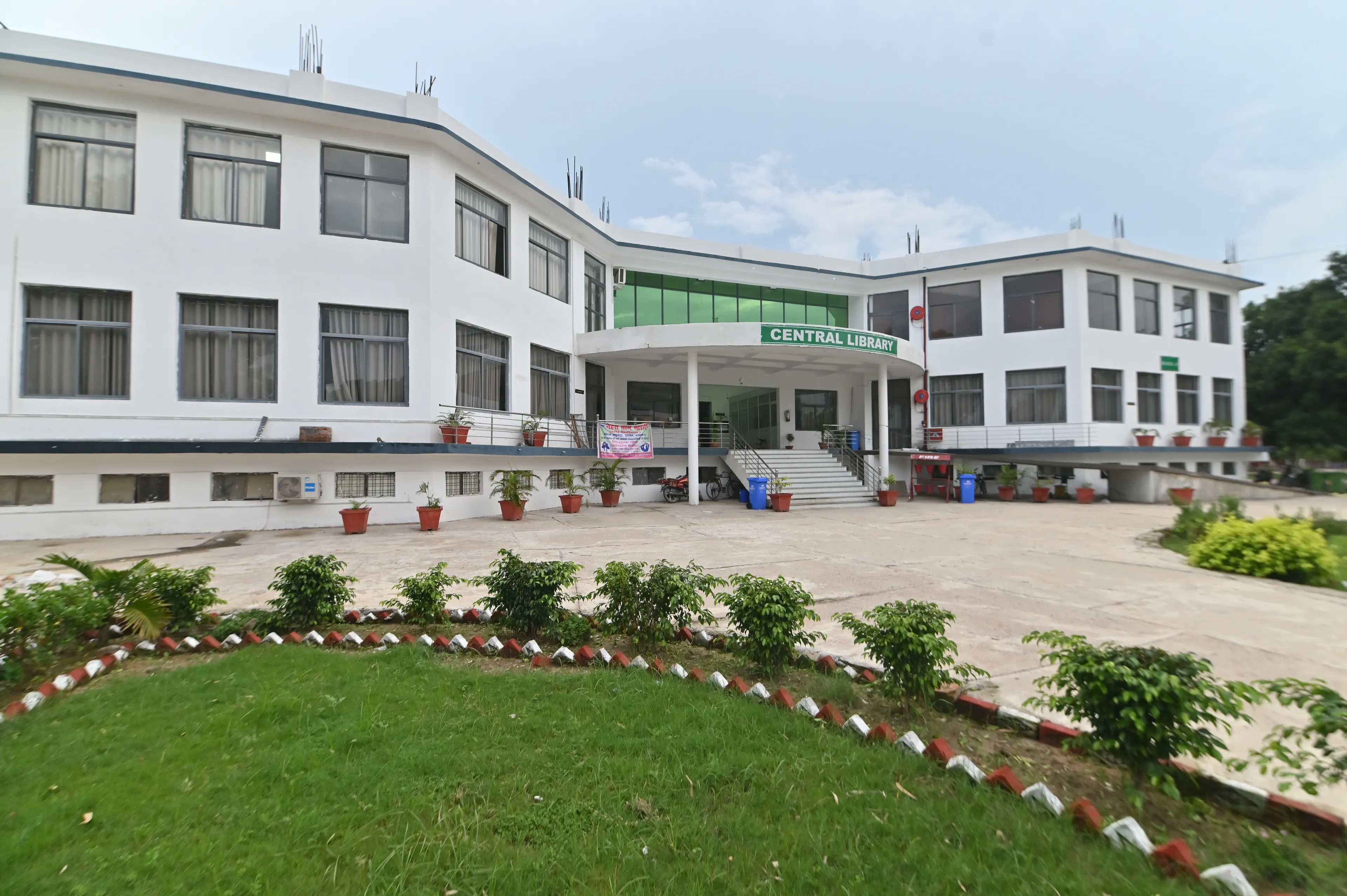 Nehru Gram Bharati (Deemed to be University)
