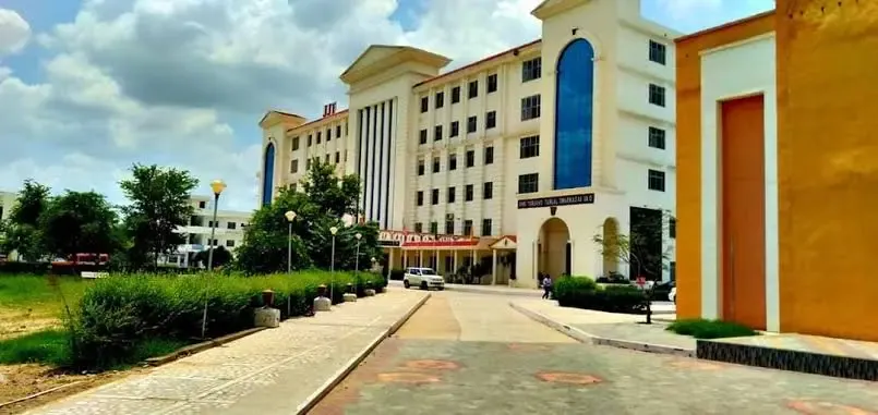 Shri Jagdish Prasad Jhabarmal Tibrewala University