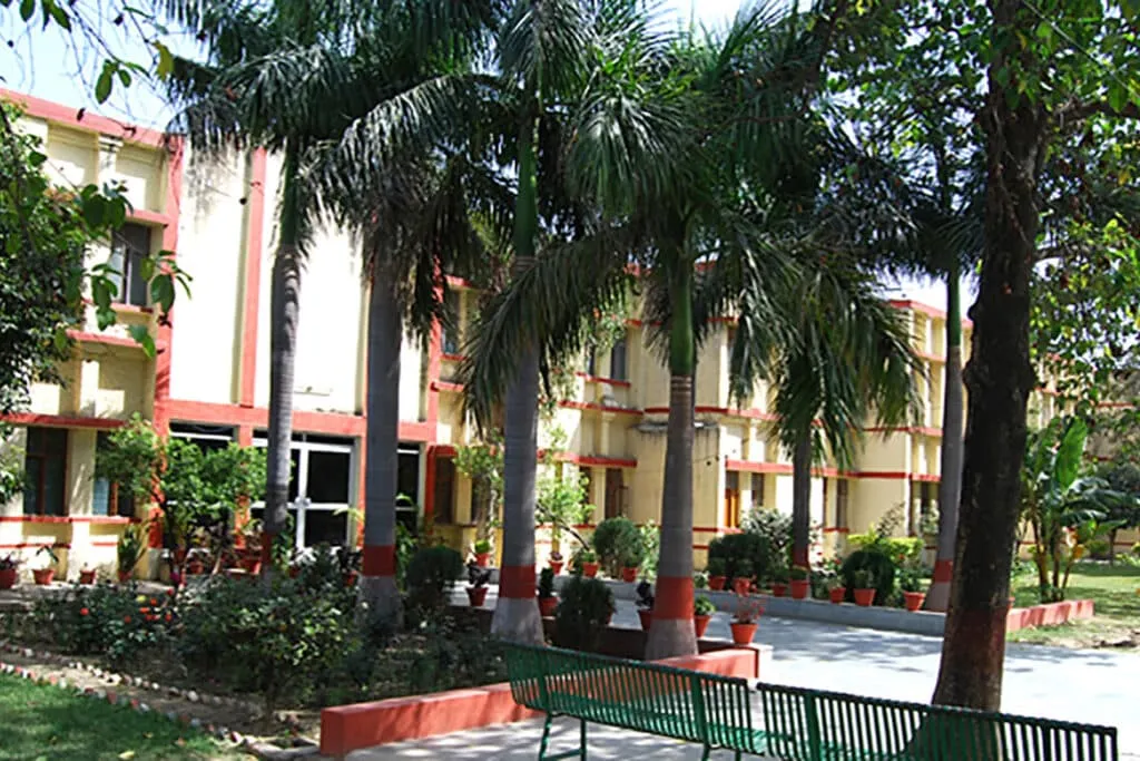 Bhartiya Vidya Bhawan Girls Degree College