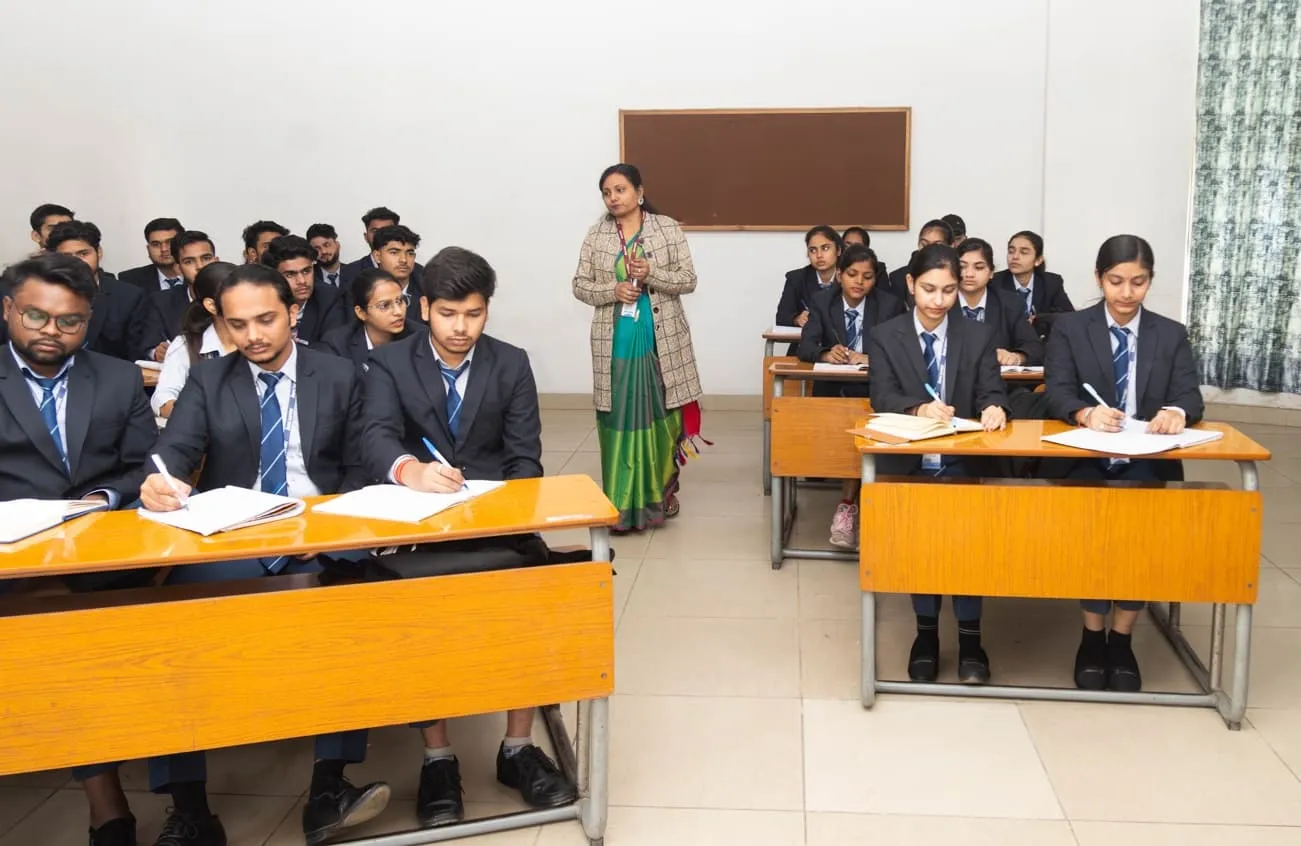 Lab, Library & academic facilities - Photo 6