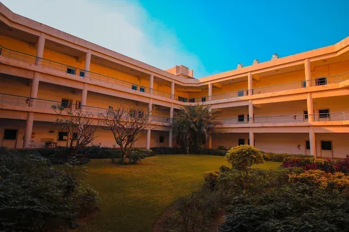 Dhirubhai Ambani Institute of Information and Communication Technology (DA-IICT)