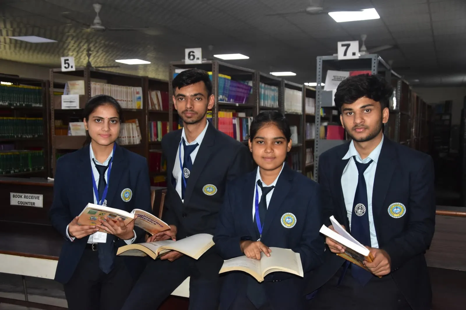 Library - Photo 7