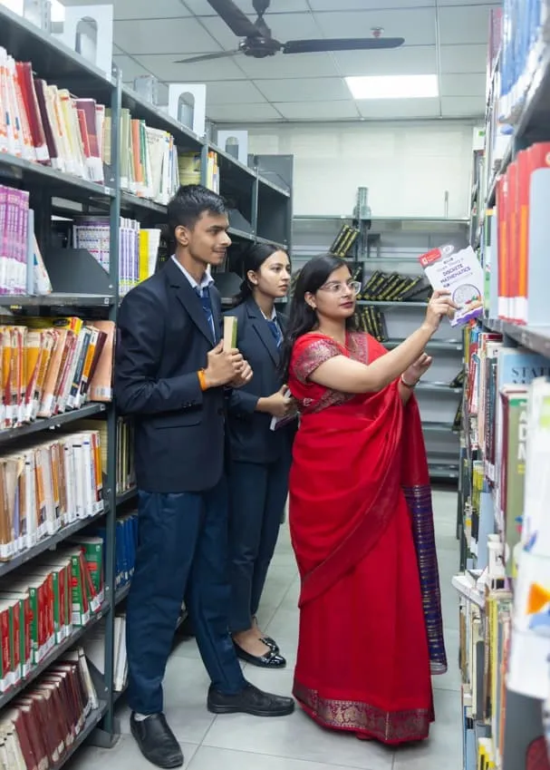 Lab, Library & academic facilities - Photo 5