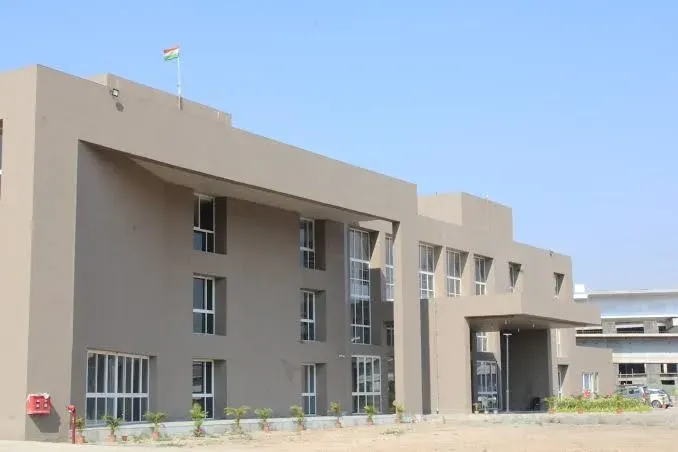 Plastindia International University