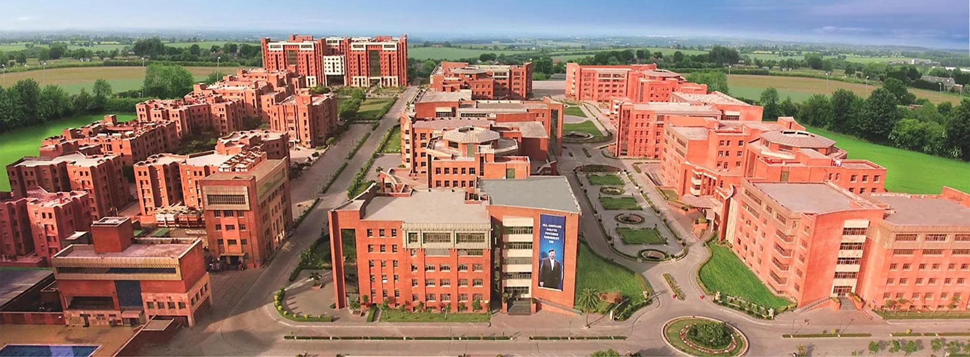 Top Colleges in Noida 2026: Best Universities & Institutes