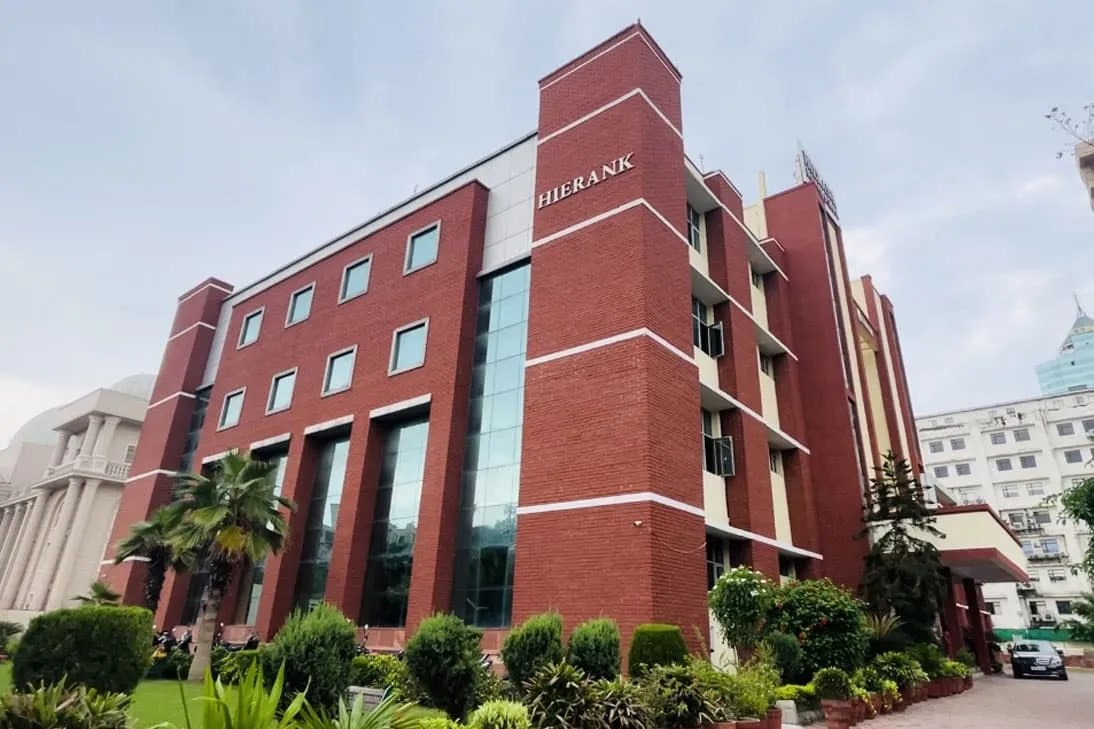 Hierank Business School