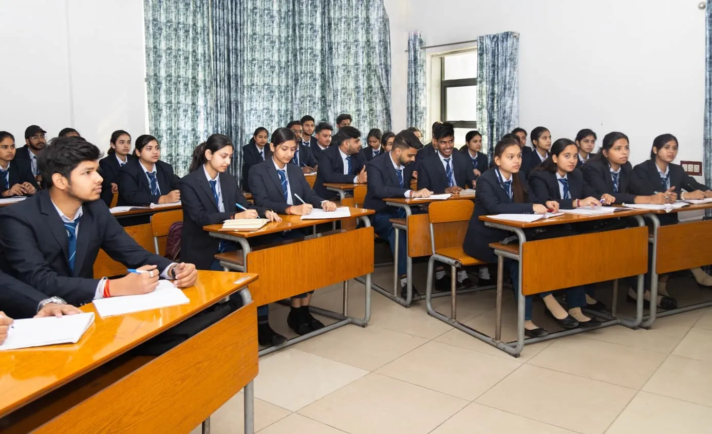 Lab, Library & academic facilities - Photo 7