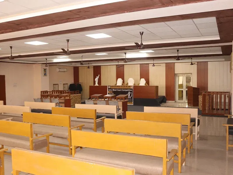 Moot Court - Photo 1