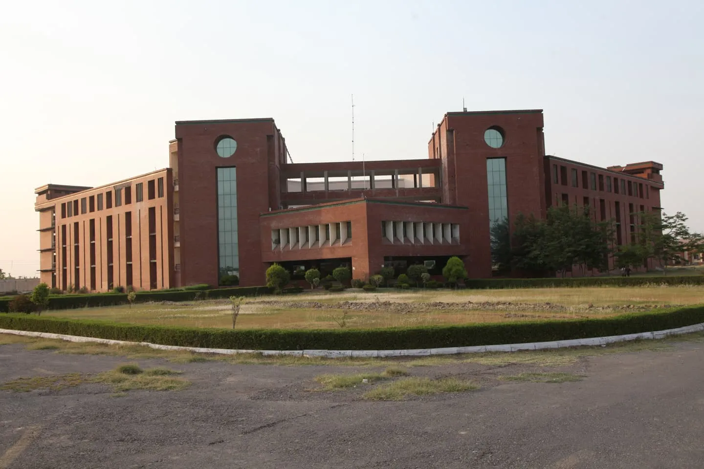 D. J. College of Dental Sciences and Research