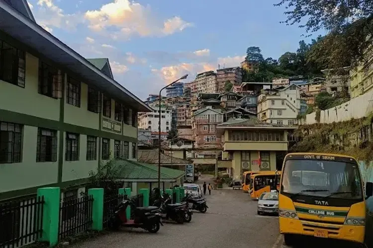Nar Bahadur Bhandari Government College