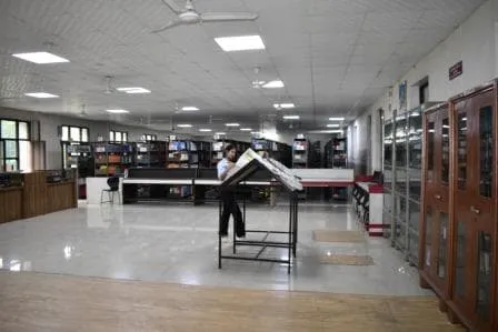 Library - Photo 1
