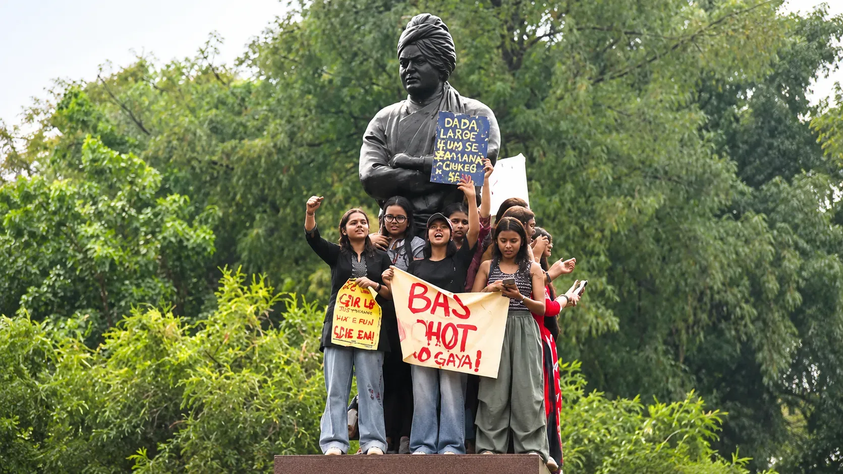 Rain-Soaked March at Delhi University Puts Women's Safety Back in Focus